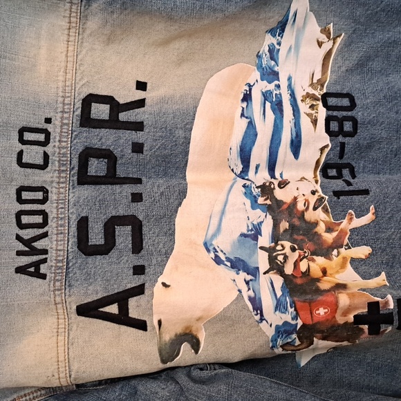 Mens Akoo Distressed Denim Shirt with Polar Bear Scene in Back EUC sz M - Picture 4 of 8